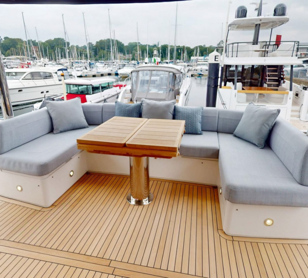 New Charter Yachts Image Gallery - Captain Area - Bridge Deck Aft